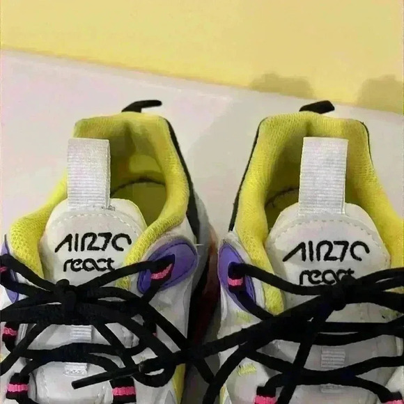 Nike Air Max 270 React Geometric Abstract 5Y - Picture 10 of 11